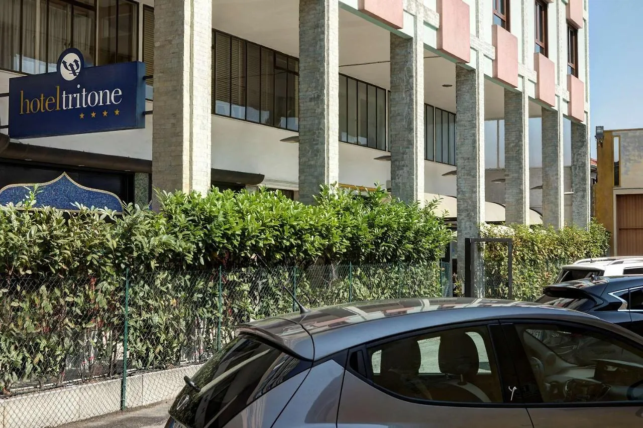 Best Western Hotel Tritone Mestre 4*,